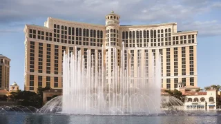 Bellagio: Икона Лас-Вегаса и Центр Роскоши